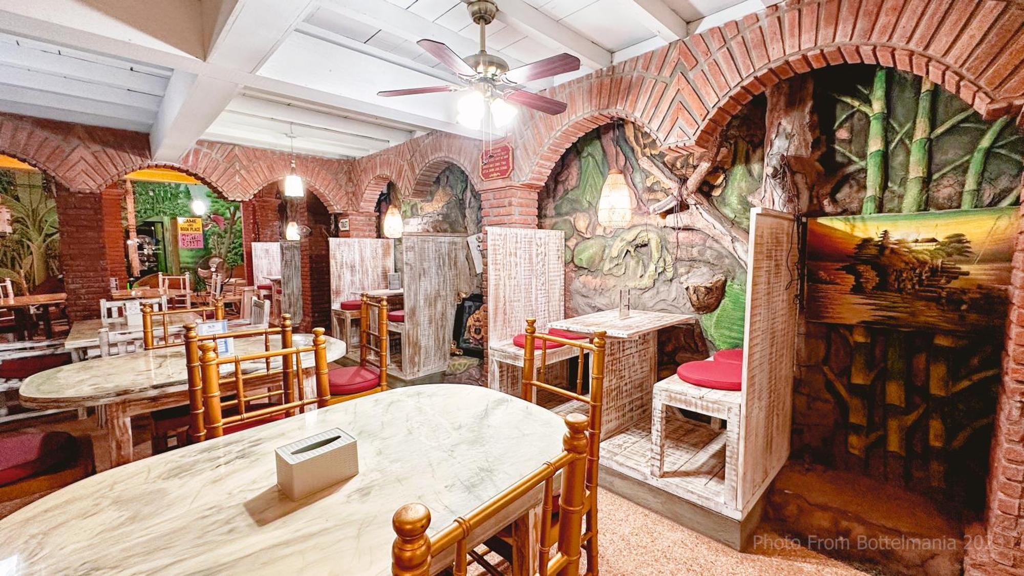 Bottelmania Hotel Lovina Eksteriør billede